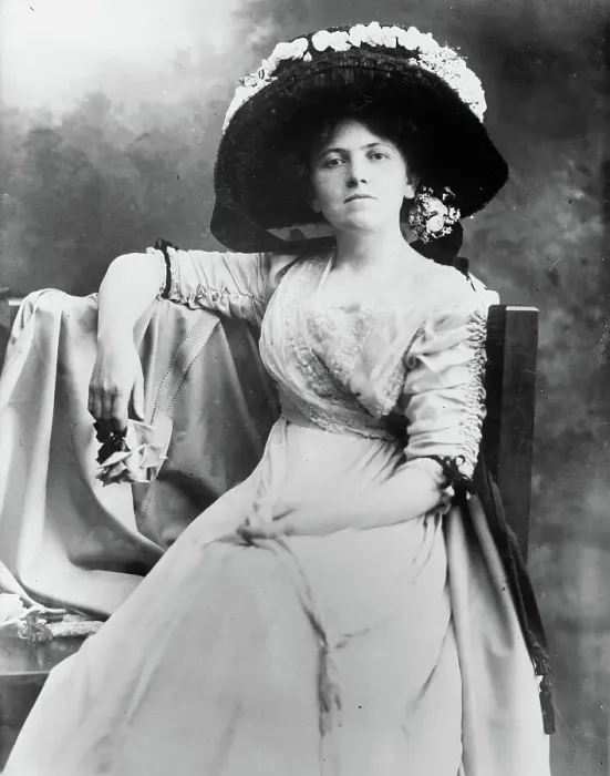 Framed Print : Mrs. Frances Hewett Bowne, between c1910 and c1915. Creator: Bain News Service Framed Print : Mrs. Frances Hewett Bowne, between c1910 and c1915. Creator: Bain News Service