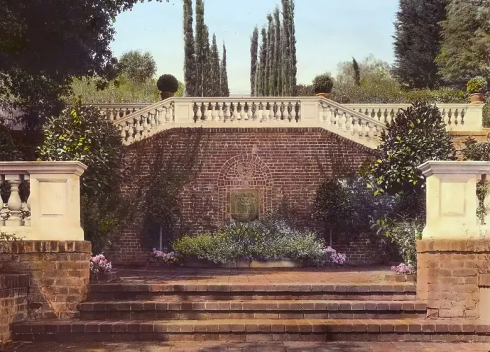 Framed Print : Mrs. Francis Lemoine Loring house, 700 South San Rafael Avenue, Pasadena, California, 1917. Creator: Frances Benjamin Johnston Framed Print : Mrs. Francis Lemoine Loring house, 700 South San Rafael Avenue, Pasadena, California, 1917. Creator: Frances Benjamin Johnston