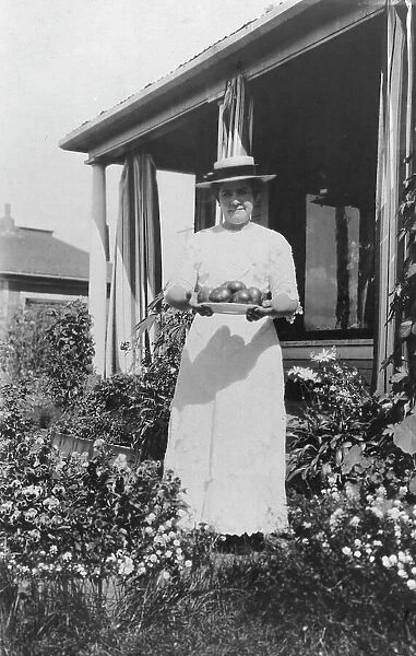 Mrs. Frank Clark (?), between c1900 and 1916. Creator: Unknown
