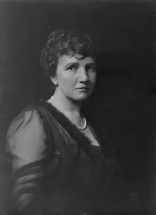 Framed Print : Mrs. G.H. Witthaus, portrait photograph, 1918 Sept. 19. Creator: Arnold Genthe Framed Print : Mrs. G.H. Witthaus, portrait photograph, 1918 Sept. 19. Creator: Arnold Genthe