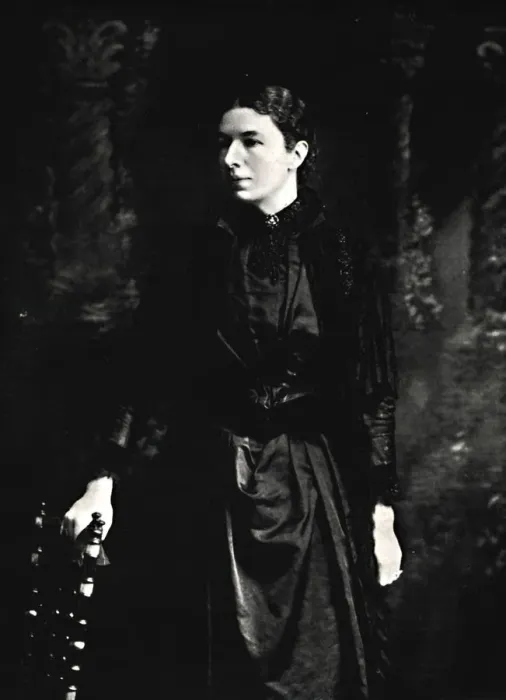 Framed Print : Mrs. Humphrey Ward, 1890, (1914). Creator: W&D Downey Framed Print : Mrs. Humphrey Ward, 1890, (1914). Creator: W&D Downey