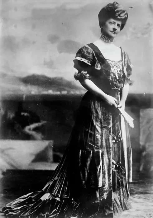Framed Print : Mrs. J. Speyer, 1910. Creator: Bain News Service