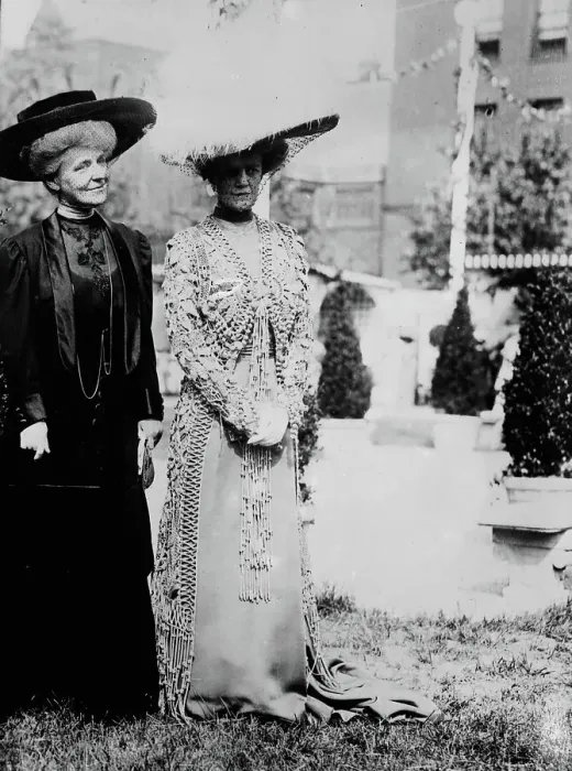 Framed Print : Mrs. J.C. Bishop, between c1910 and c1915. Creator: Bain News Service Framed Print : Mrs. J.C. Bishop, between c1910 and c1915. Creator: Bain News Service