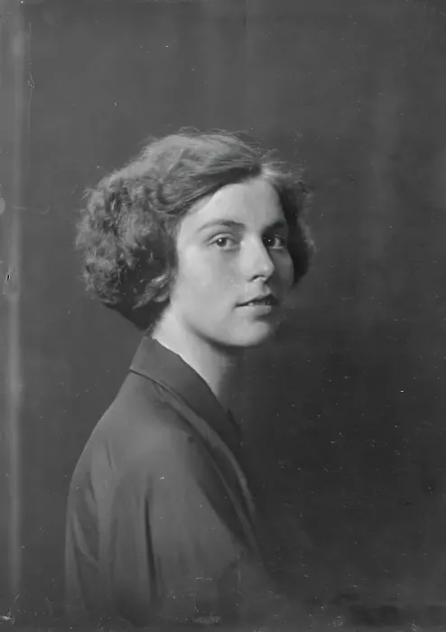Framed Print : Mrs. John A. Logan, portrait photograph, 1918 Aug. 14. Creator: Arnold Genthe Framed Print : Mrs. John A. Logan, portrait photograph, 1918 Aug. 14. Creator: Arnold Genthe