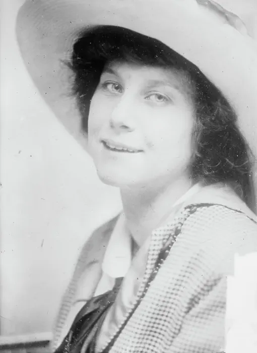 Framed Print : Mrs. John Haserot, between c1910 and c1915. Creator: Bain News Service Framed Print : Mrs. John Haserot, between c1910 and c1915. Creator: Bain News Service