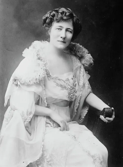 Framed Print : Mrs. John M. Slaton, between c1910 and c1915. Creator: Bain News Service Framed Print : Mrs. John M. Slaton, between c1910 and c1915. Creator: Bain News Service