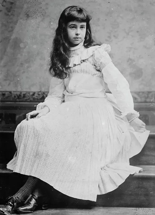 Framed Print : Mrs. L.J. Balsan, between c1915 and c1920. Creator: Bain News Service Framed Print : Mrs. L.J. Balsan, between c1915 and c1920. Creator: Bain News Service
