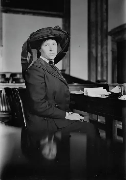 Framed Print : Mrs. Lorlys E. Rogers, between c1915 and c1920. Creator: Bain News Service Framed Print : Mrs. Lorlys E. Rogers, between c1915 and c1920. Creator: Bain News Service