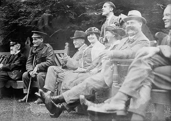 Mrs. Marsh entertaining wounded, Warwick Castle, 6 Oct 1915. Creator: Bain News Service