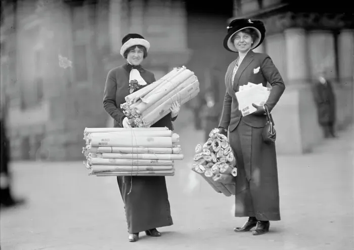 Framed Print : Mrs. Martin Wiley Littleton, left, with Monticello Petitions, 1912. Creator: Harris & Ewing. Mrs. Martin Wiley Littleton, left, with Monticello Petitions, 1912. Creator: Harris & Ewing Framed Print : Mrs. Martin Wiley Littleton, left, with Monticello Petitions, 1912. Creator: Harris & Ewing. Mrs. Martin Wiley Littleton, left, with Monticello Petitions, 1912. Creator: Harris & Ewing