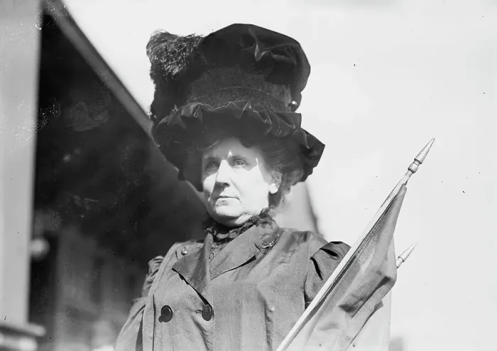Framed Print : Mrs. Nellie van Slingerland, 1914. Creator: Bain News Service Framed Print : Mrs. Nellie van Slingerland, 1914. Creator: Bain News Service