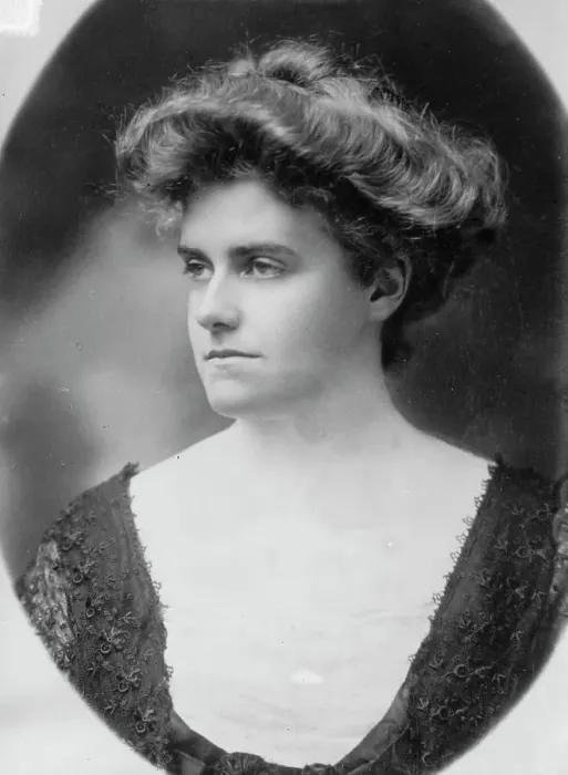 Framed Print : Mrs. Newton Adams, 1910. Creator: Bain News Service Framed Print : Mrs. Newton Adams, 1910. Creator: Bain News Service
