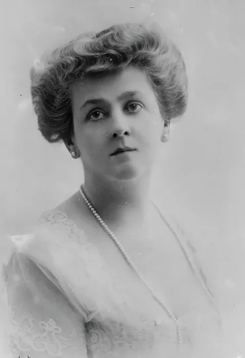Framed Print : Mrs. Price Collier [graphic]  / , 1912. Creator: Bain News Service
