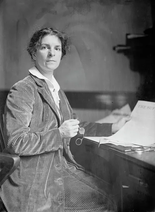 Framed Print : Mrs. Rheta C. Dorr, Suffragist, with First Edition of The Suffragist, 1913. Creator: Harris & Ewing. Mrs. Rheta C. Dorr, Suffragist, with First Edition of The Suffragist, 1913. Creator: Harris & Ewing Framed Print : Mrs. Rheta C. Dorr, Suffragist, with First Edition of The Suffragist, 1913. Creator: Harris & Ewing. Mrs. Rheta C. Dorr, Suffragist, with First Edition of The Suffragist, 1913. Creator: Harris & Ewing
