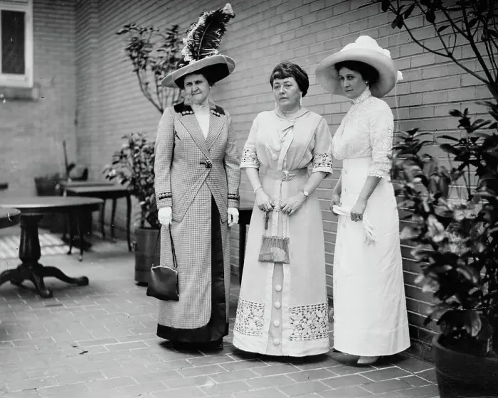 Framed Print : Mrs. Rob't Crain, Mrs. Norman E. Mack, Mrs. Tom Taggart, 1912. Creator: Bain News Service Framed Print : Mrs. Rob't Crain, Mrs. Norman E. Mack, Mrs. Tom Taggart, 1912. Creator: Bain News Service