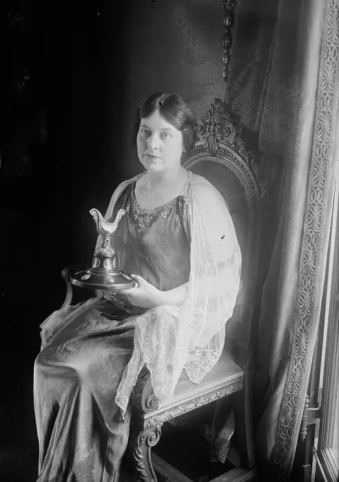 Framed Print : Mrs. S. Blackton, between c1915 and c1920. Creator: Bain News Service Framed Print : Mrs. S. Blackton, between c1915 and c1920. Creator: Bain News Service