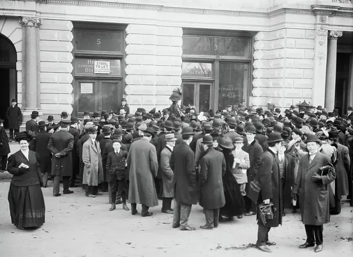Framed Print : Mrs. S. Loebinger speaking to crowd on street, New York, 1910. Creator: Bain News Service Framed Print : Mrs. S. Loebinger speaking to crowd on street, New York, 1910. Creator: Bain News Service