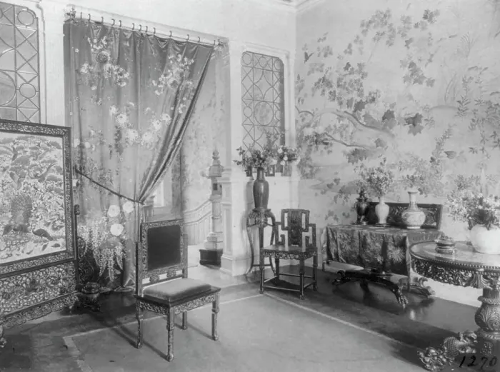 Framed Print : Mrs. Spaulding, 1900. Creator: Frances Benjamin Johnston Framed Print : Mrs. Spaulding, 1900. Creator: Frances Benjamin Johnston