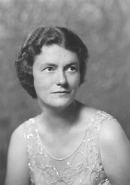 Mrs. Stuart Benson, portrait photograph Creator: Arnold Genthe