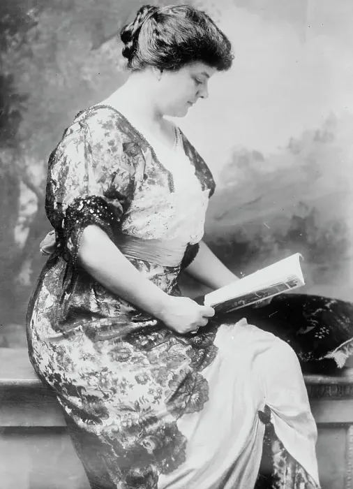 Framed Print : Mrs. T.W. Gregory, 1914. Creator: Bain News Service Framed Print : Mrs. T.W. Gregory, 1914. Creator: Bain News Service