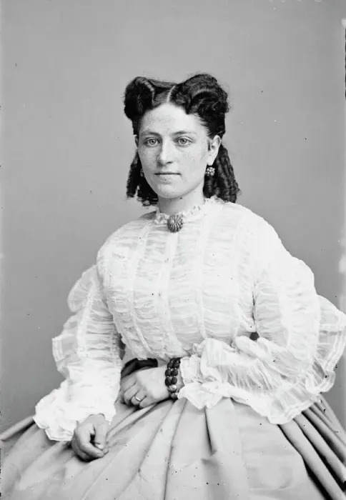 Framed Print : Mrs. Van Zandt, between 1855 and 1865. Creator: Unknown Framed Print : Mrs. Van Zandt, between 1855 and 1865. Creator: Unknown