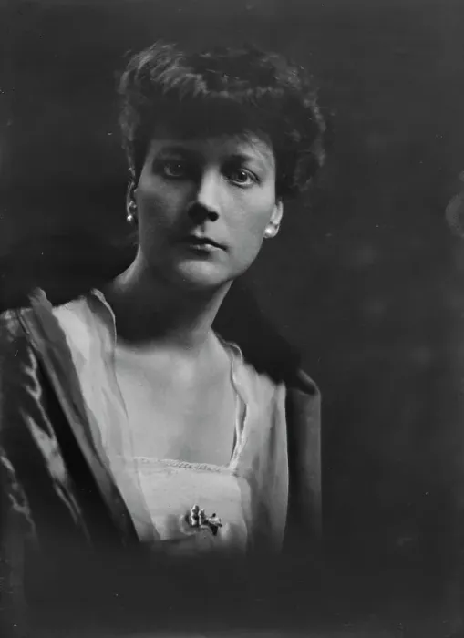 Framed Print : Mrs. Wilhelm Meyer, portrait photograph, 1919 Nov. 3. Creator: Arnold Genthe Framed Print : Mrs. Wilhelm Meyer, portrait photograph, 1919 Nov. 3. Creator: Arnold Genthe