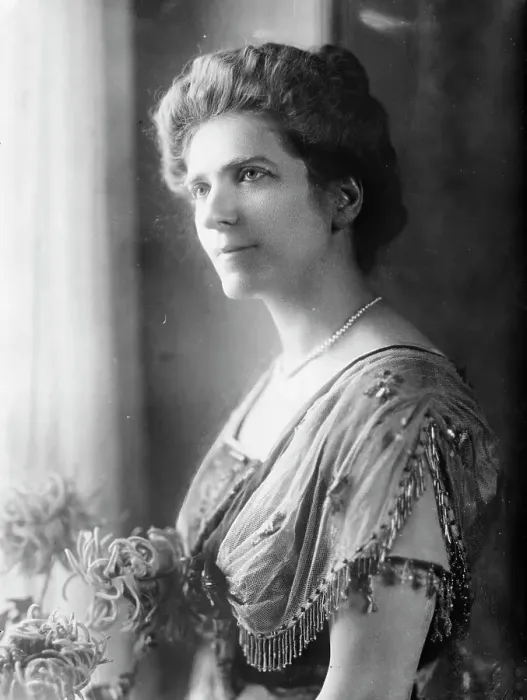 Framed Print : Mrs. Wm. Sulzer, between c1910 and c1915. Creator: Bain News Service