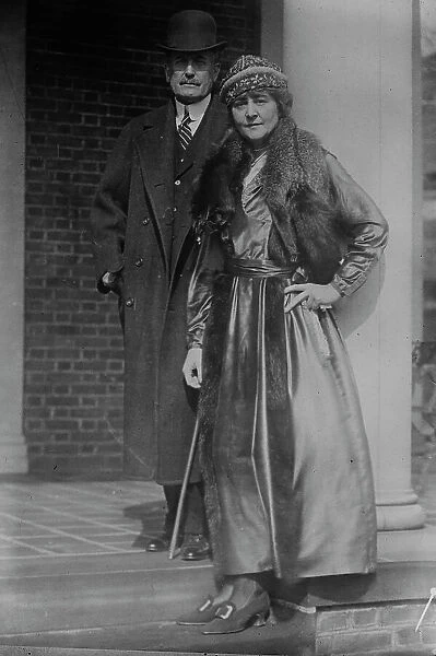 M.T. Herrick & Anne Morgan, (1918?). Creator: Bain News Service. M.T. Herrick & Anne Morgan, (1918?). Creator: Bain News Service