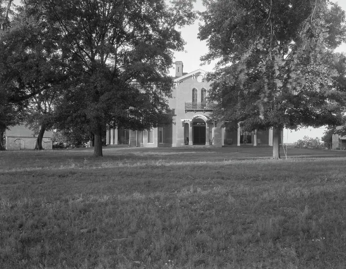 Framed Print : Mt. Holly Plantation house, built in 1840, still occupied, near Foote, Mississippi, 1937. Creator: Dorothea Lange Framed Print : Mt. Holly Plantation house, built in 1840, still occupied, near Foote, Mississippi, 1937. Creator: Dorothea Lange