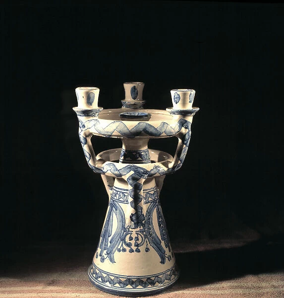 Muel ceramic candelabra, workshop of recovery of ancient potteries of the 15th and 16th centuries