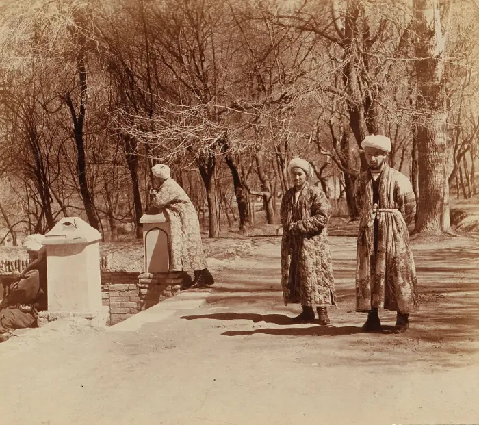 Framed Print : Mullahs in Shakh-i Zindeh, Samarkand, between 1905 and 1915. Creator: Sergey Mikhaylovich Prokudin-Gorsky Framed Print : Mullahs in Shakh-i Zindeh, Samarkand, between 1905 and 1915. Creator: Sergey Mikhaylovich Prokudin-Gorsky