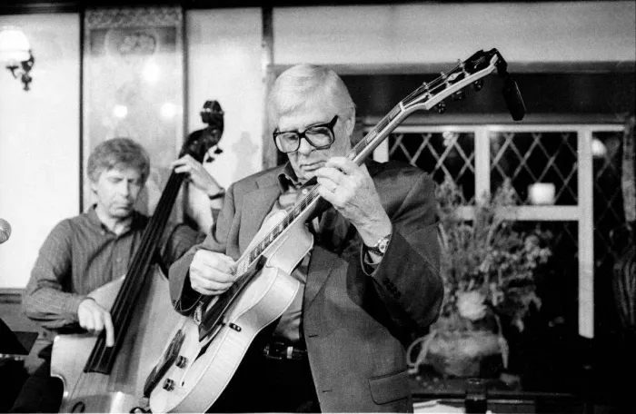 Framed Print : Mundell Lowe and Bill Coleman, Watermill Jazz Club, Dorking, 2001. Artist: Brian O Connor Framed Print : Mundell Lowe and Bill Coleman, Watermill Jazz Club, Dorking, 2001. Artist: Brian O Connor