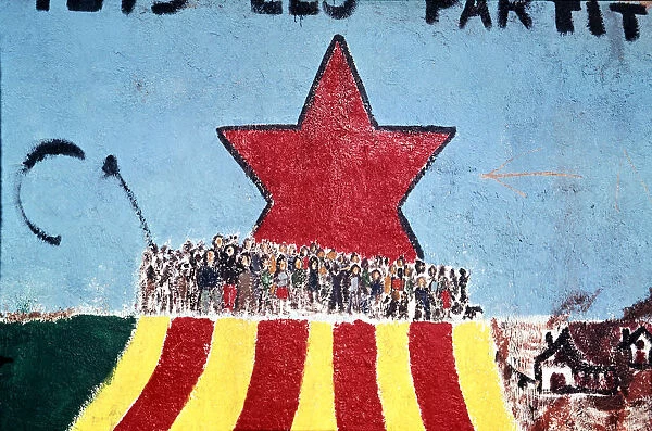 Mural of PSUC propaganda in the first democratic elections, after the Spanish civil war