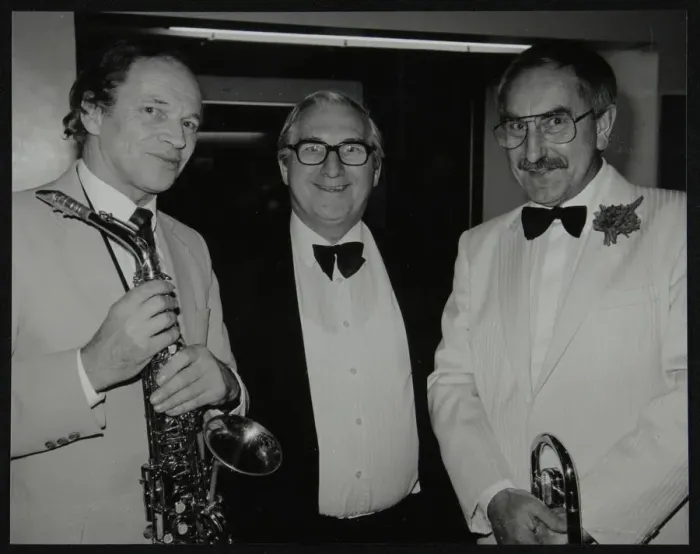Framed Print : Musicians John Dankworth and Don Lusher with Dennis Matthews of Crescendo magazine, London, 1985