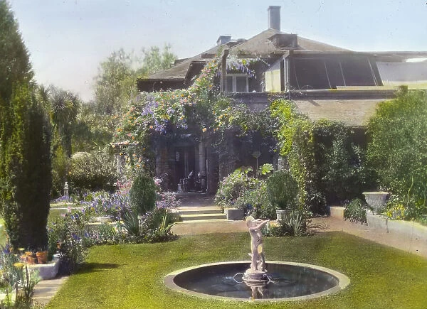 Myron Hunt house, 200 North Grand Avenue, Pasadena, California, 1917. Creator: Frances Benjamin Johnston