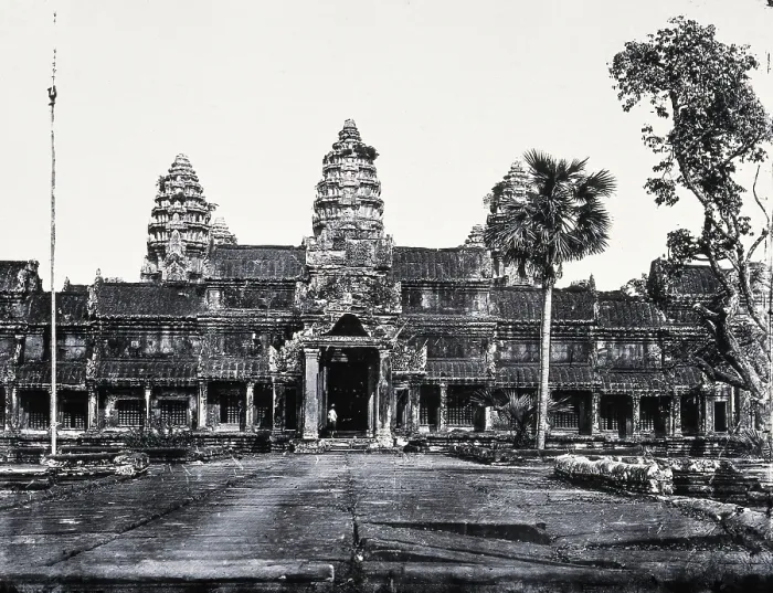 Framed Print : Nakhon Thom (Angkor Wat), Cambodia, 1981 (from a negative of 1866). Creator: John Thomson Framed Print : Nakhon Thom (Angkor Wat), Cambodia, 1981 (from a negative of 1866). Creator: John Thomson