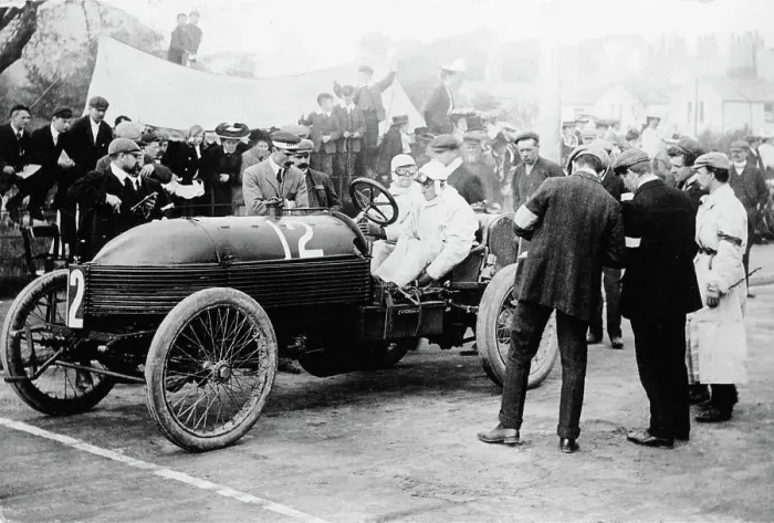 Framed Print : Napier L48 racing car, (c1905?) Framed Print : Napier L48 racing car, (c1905?)