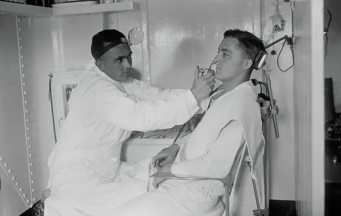 Framed Print : Nasal Spray - Laboratory for eye, ear, etc - COMFORT, between c1915 and c1920. Creator: Bain News Service Framed Print : Nasal Spray - Laboratory for eye, ear, etc - COMFORT, between c1915 and c1920. Creator: Bain News Service