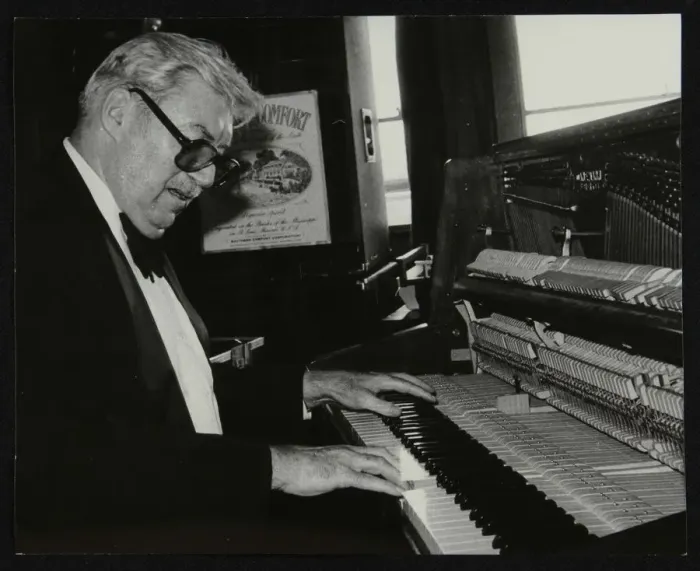Framed Print : Nat Pierce at the piano, London, 1984. Artist: Denis Williams Framed Print : Nat Pierce at the piano, London, 1984. Artist: Denis Williams
