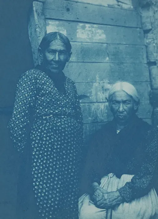 Framed Print : Two Native American women, posed, on Mackinac Island, 1903. Creator: Frances Benjamin Johnston Framed Print : Two Native American women, posed, on Mackinac Island, 1903. Creator: Frances Benjamin Johnston