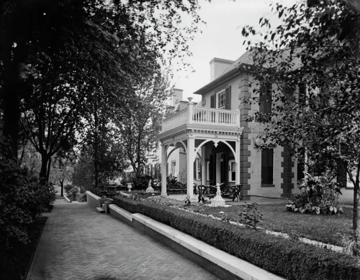 Framed Print : Naval Academy, Annapolis. Supts. Residence, between 1860 and 1880. Creator: Unknown Framed Print : Naval Academy, Annapolis. Supts. Residence, between 1860 and 1880. Creator: Unknown