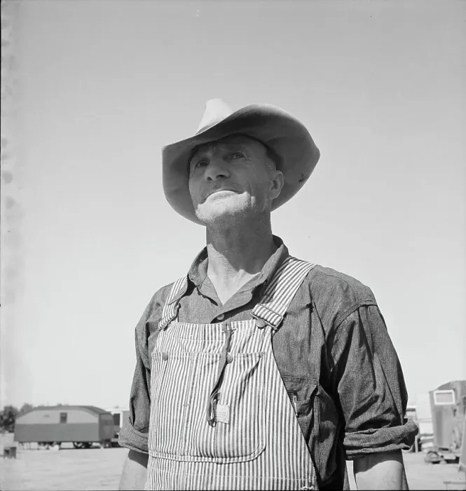Framed Print : Nebraska farmer come to pick peas, near Calipatria, California, 1939. Creator: Dorothea Lange Framed Print : Nebraska farmer come to pick peas, near Calipatria, California, 1939. Creator: Dorothea Lange