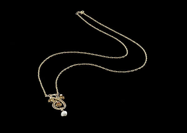 Necklace worn by Jessie Greer, gifted to her by George J. Jones, ca. 1919
