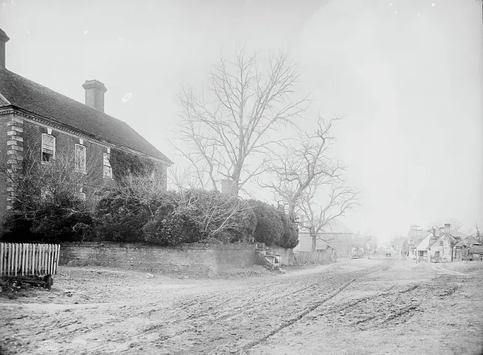 Framed Print : Nelson House (i.e. York Hall) and street view, Yorktown, Va. c1903. Creator: William H. Jackson Framed Print : Nelson House (i.e. York Hall) and street view, Yorktown, Va. c1903. Creator: William H. Jackson
