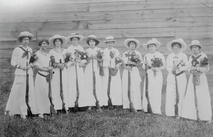 Framed Print : Nemours Trap Shooting Club (ladies), between c1910 and c1915. Creator: Bain News Service Framed Print : Nemours Trap Shooting Club (ladies), between c1910 and c1915. Creator: Bain News Service