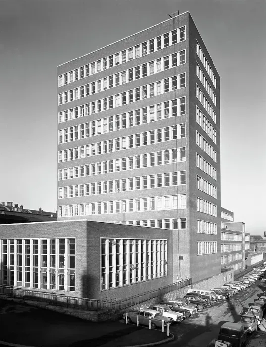 Framed Print : New metallurgy block shortly after completion, Sheffield University, South Yorkshire, 1966