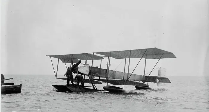 Framed Print : The New Warship - Commander Samson's hydroplane, between c1910 and c1915. Creator: Bain News Service Framed Print : The New Warship - Commander Samson's hydroplane, between c1910 and c1915. Creator: Bain News Service