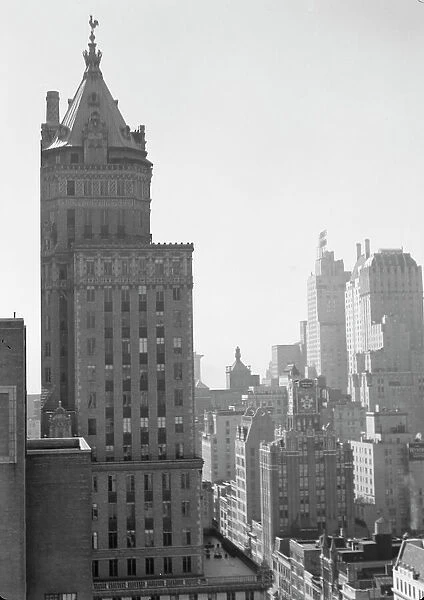 New York City views, between 1931 and 1938. Creator: Arnold Genthe