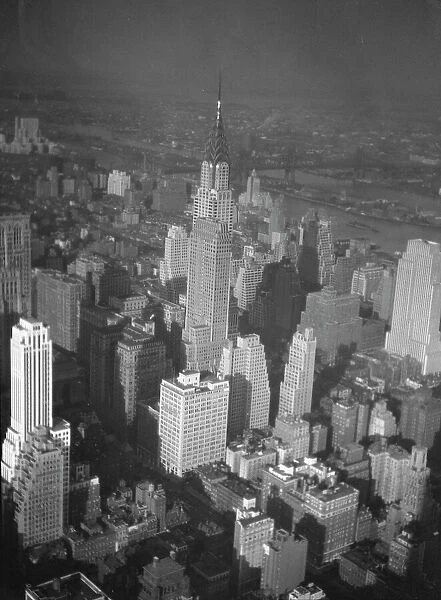 New York City views, skyline, between 1931 and 1938. Creator: Arnold Genthe