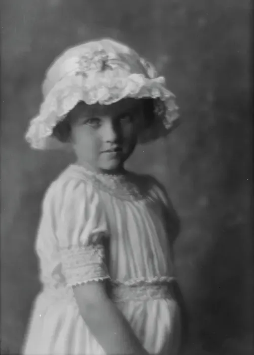 Framed Print : Newberry, Barbara, portrait photograph, 1915 June 22. Creator: Arnold Genthe Framed Print : Newberry, Barbara, portrait photograph, 1915 June 22. Creator: Arnold Genthe